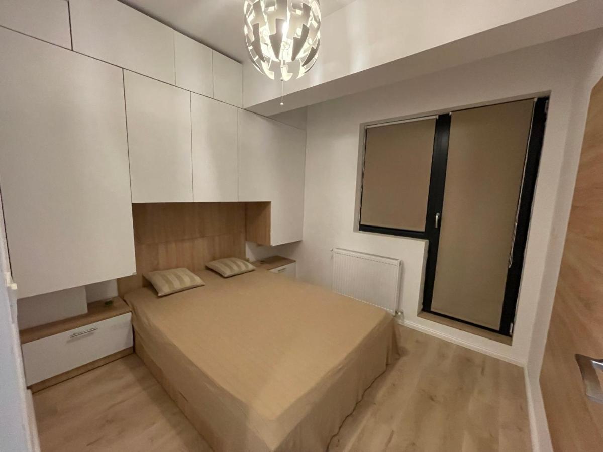 Ruby Luxury Apartment Close To Presidential Palace Bukares Bagian luar foto